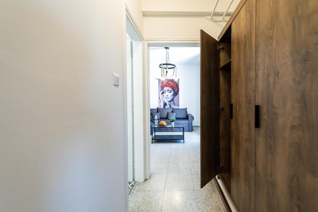 Serenityone - Centrally Located One Bedroom Apt Айя Напа Екстериор снимка