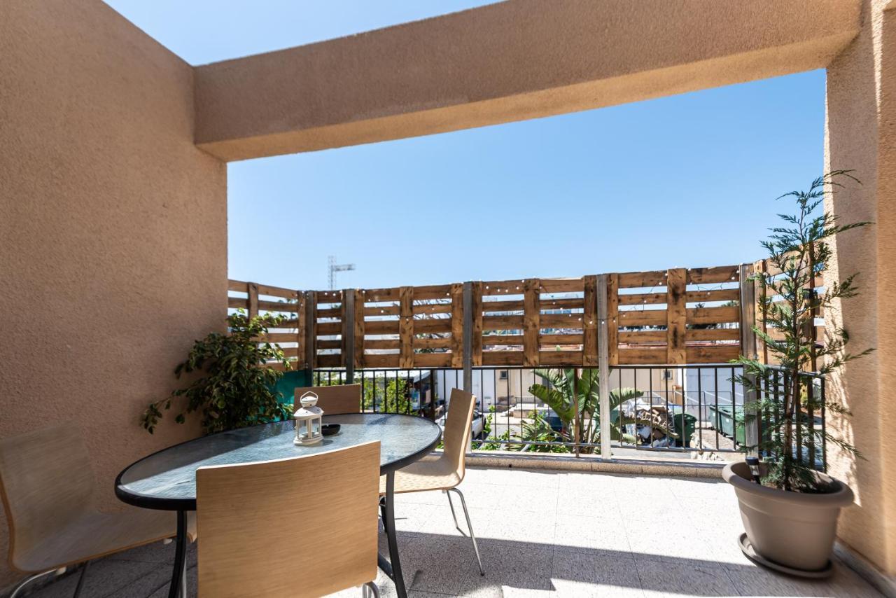 Serenityone - Centrally Located One Bedroom Apt Айя Напа Екстериор снимка